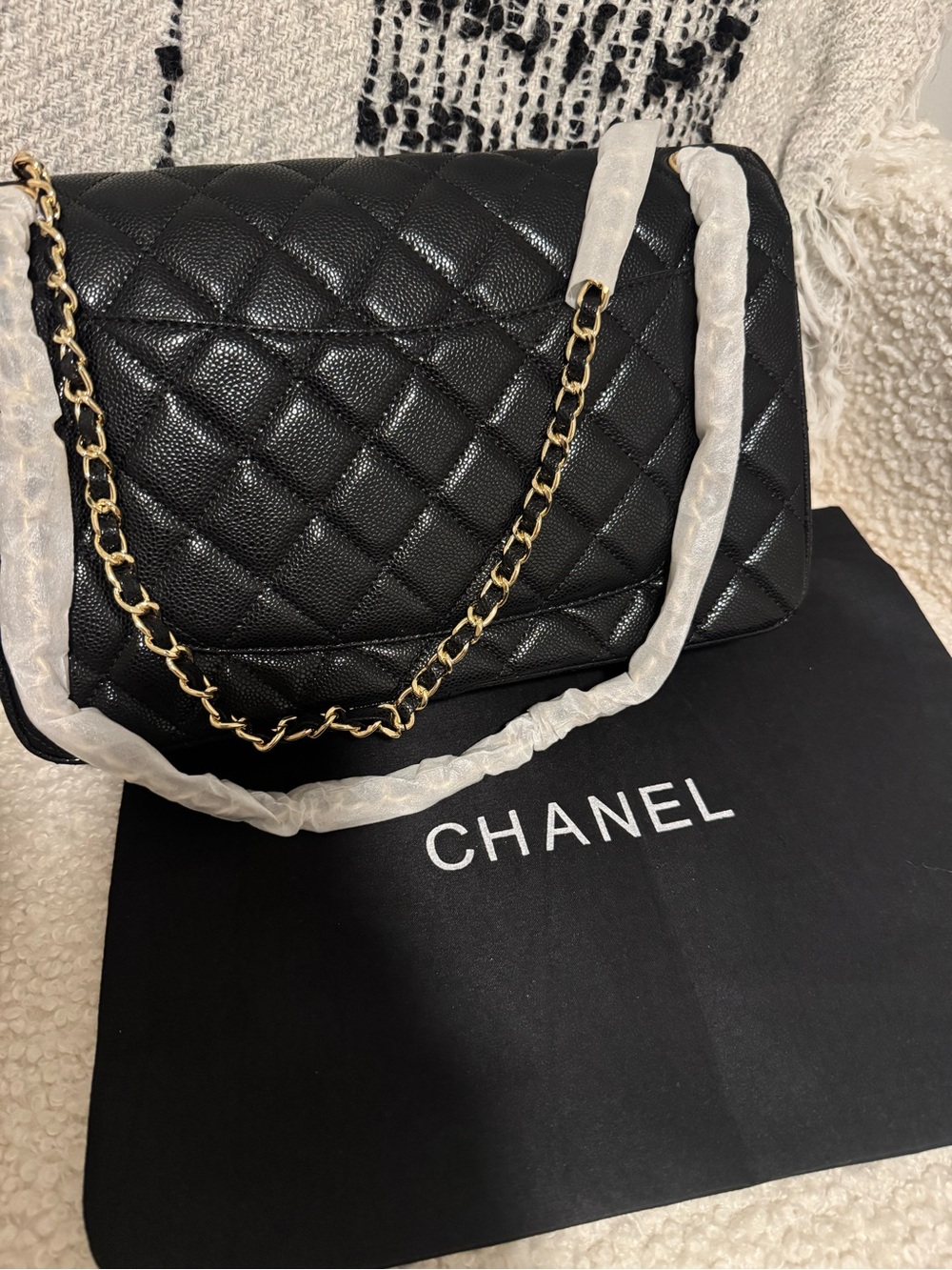 ✨CHANEL CLASSIC FLAP BAG ✨ - Picture 11 of 15
